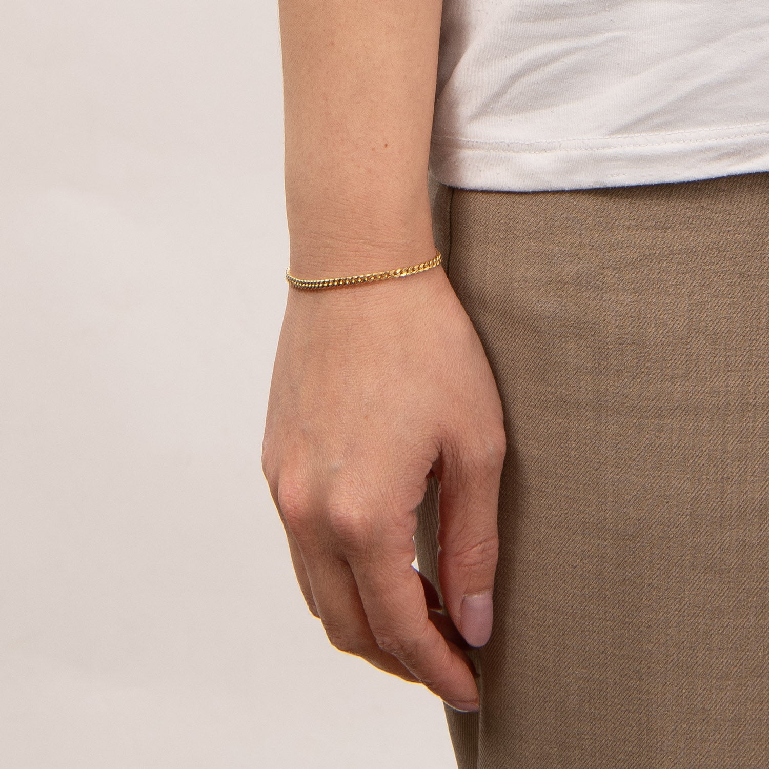 DETAIL245511